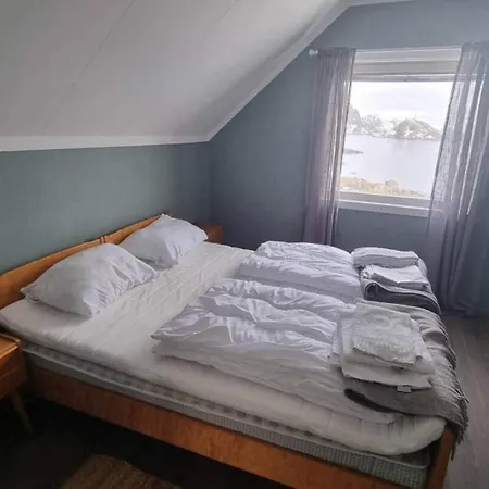 House By The Sea Reine, Lofoten Tatil Evi *