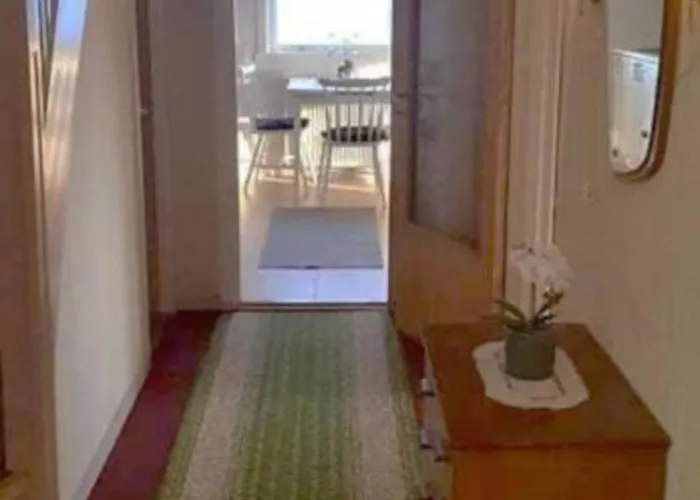 House By The Sea Reine, Lofoten Reine